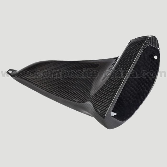 Персонализирани части от въглеродни влакна