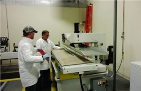 40 процента по-леки от традиционните алуминиеви компоненти, композитните тръб...